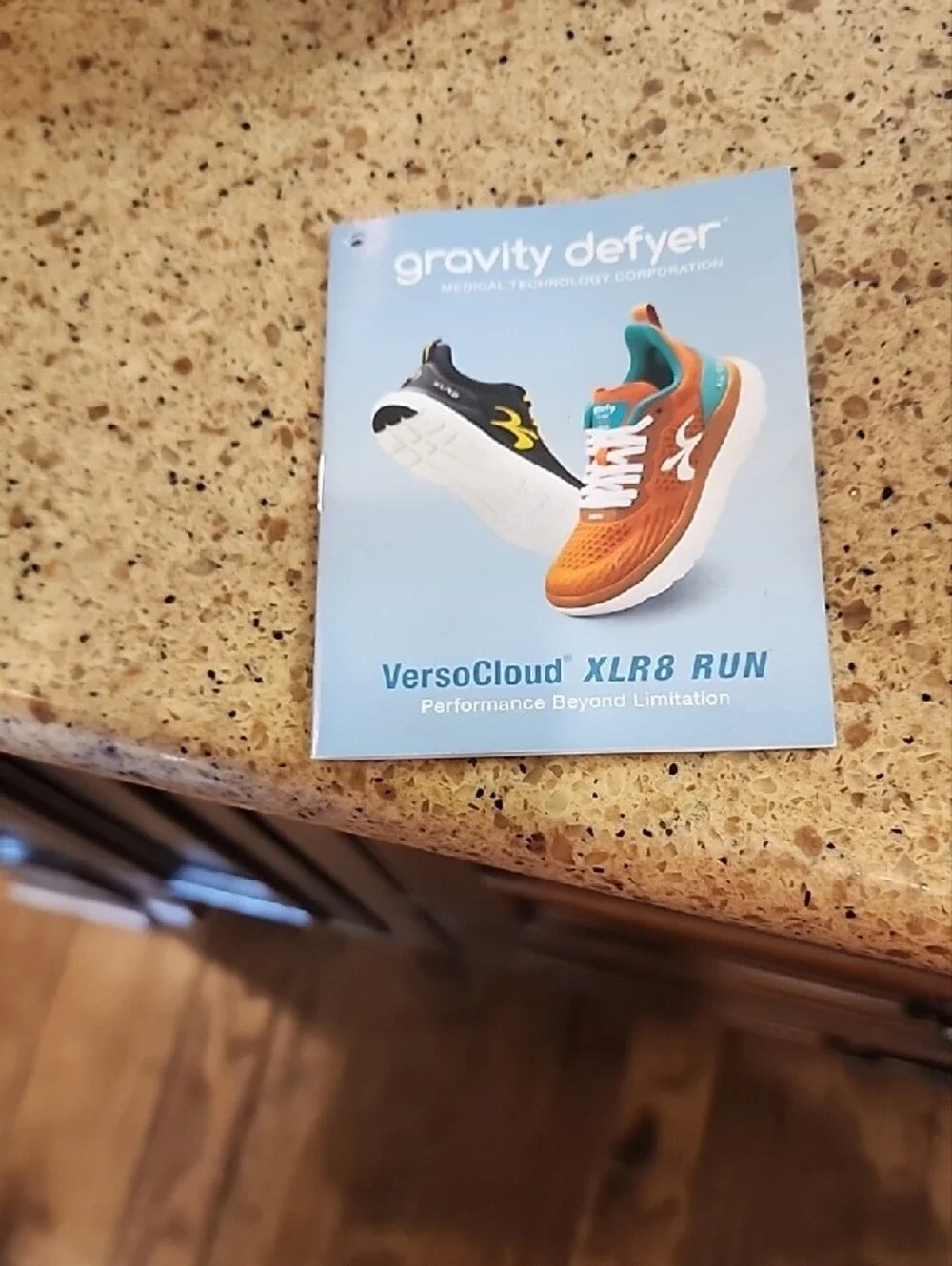 NEW IN BOX MENS SIZE 15W GRAVITY DEFYER VERSOCLOUD XLR8 RUNNING SHOES.